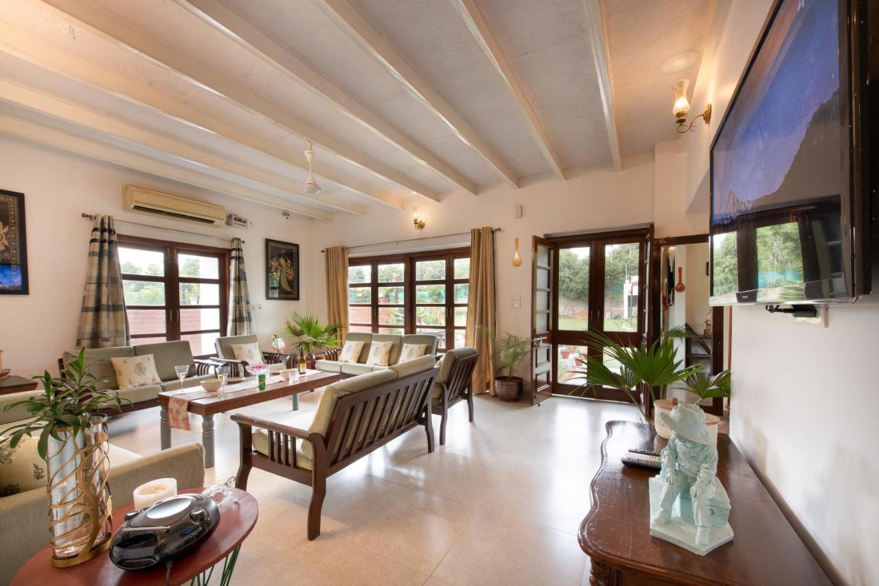 The Singh Farm Cosy Private Pool Farm Villa Γκουργκάον Εξωτερικό φωτογραφία