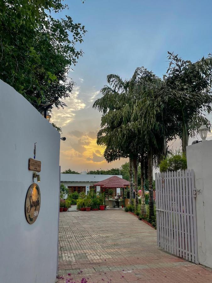 The Singh Farm Cosy Private Pool Farm Villa Γκουργκάον Εξωτερικό φωτογραφία