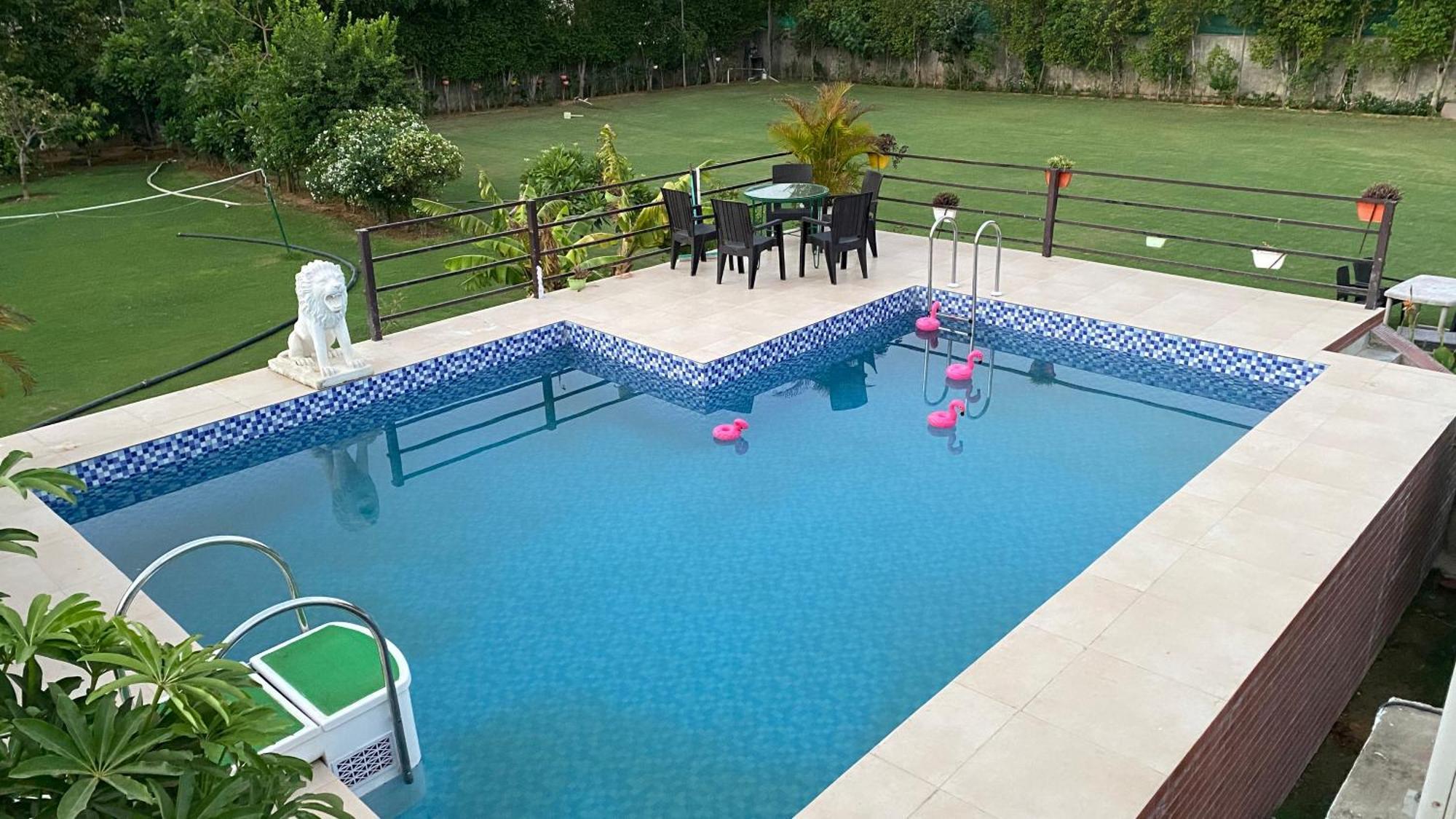 The Singh Farm Cosy Private Pool Farm Villa Γκουργκάον Εξωτερικό φωτογραφία